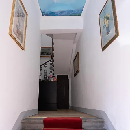 Palazzo Oliveto *