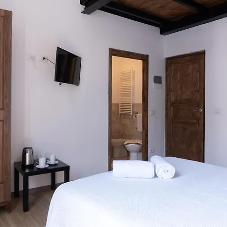 Alojamento de Acomodação e Pequeno-almoço Palazzo Oliveto *