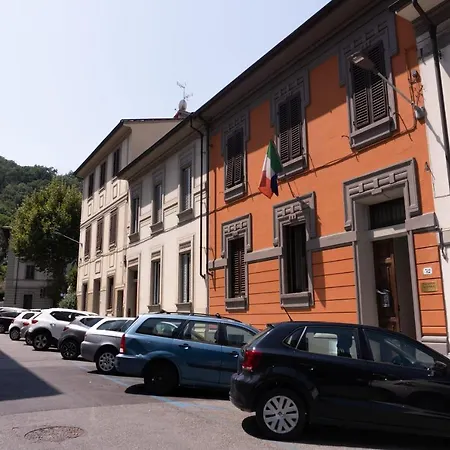 Palazzo Oliveto לינה וארוחת בוקר פירנצה