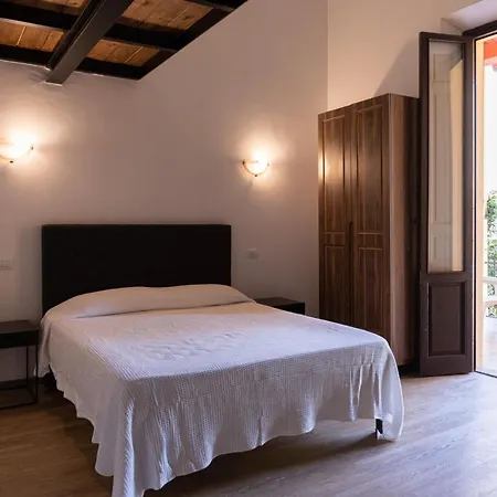 Palazzo Oliveto * Florenz
